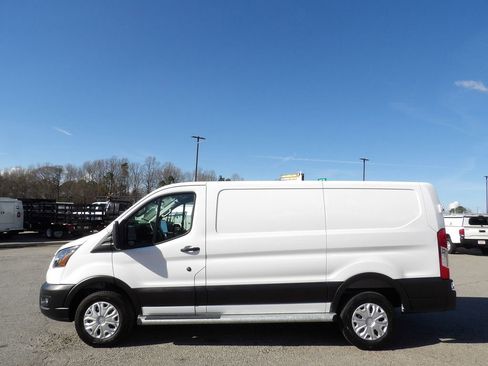 Used 2024 Ford Transit 250 Low Roof w/ Exterior Upgrade Package image 56