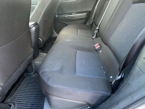 Used 2019 Toyota C-HR XLE FWD image 18