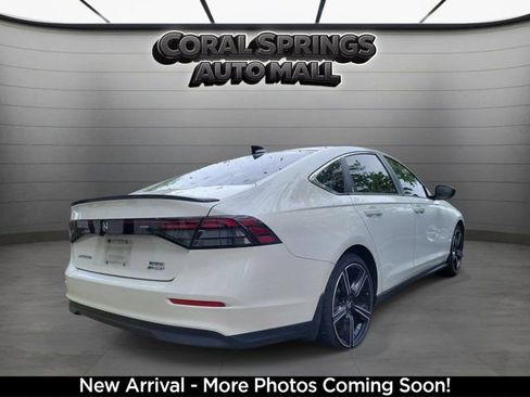 Used 2024 Honda Accord Sport image 4