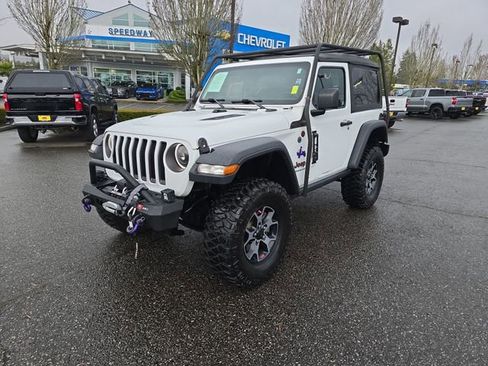 Used 2019 Jeep Wrangler Rubicon w/ Cold Weather Group image 2