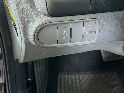 Used 2018 Kia Forte LX w/ LX Popular Package FWD image 16