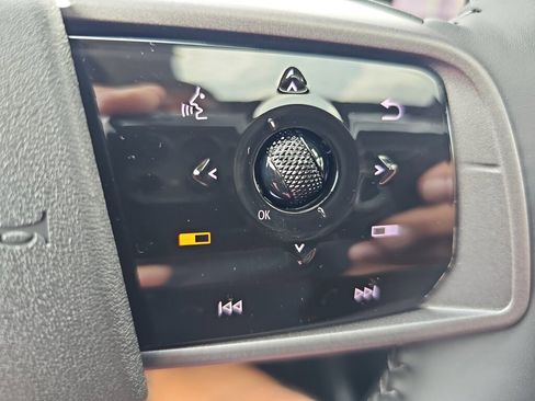 New 2025 Nissan Murano SL image 14