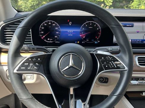 Used 2024 Mercedes-Benz GLE 350 4MATIC image 37