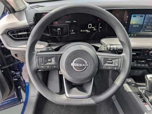 New 2026 Nissan Kicks SV image 20