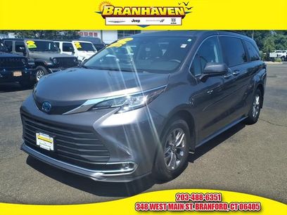 Used 2023 Toyota Sienna XLE