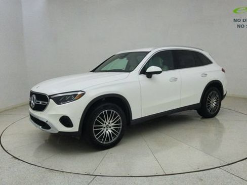 Used 2025 Mercedes-Benz GLC 300 4MATIC image 68