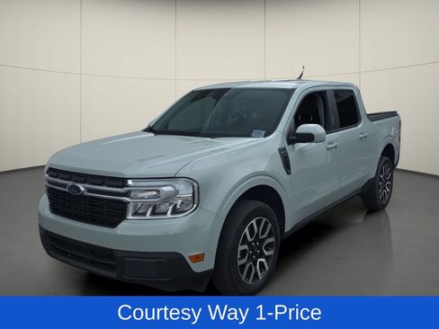 Used 2023 Ford Maverick Lariat w/ Lariat Luxury Package FWD image 4