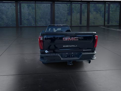 Used 2025 GMC Sierra 3500 Denali w/ Denali Reserve Package image 7