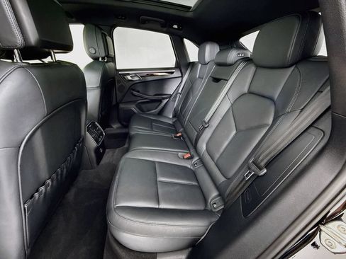 Certified 2023 Porsche Macan Turbo AWD/4WD image 23