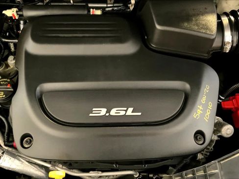 Used 2017 Chrysler Pacifica Touring image 30