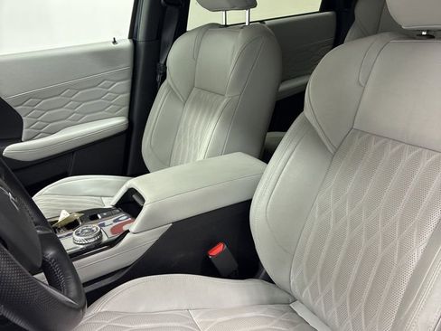 Used 2025 Mitsubishi Outlander SEL AWD/4WD image 12