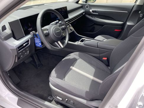 New 2026 Hyundai Sonata SEL FWD image 4