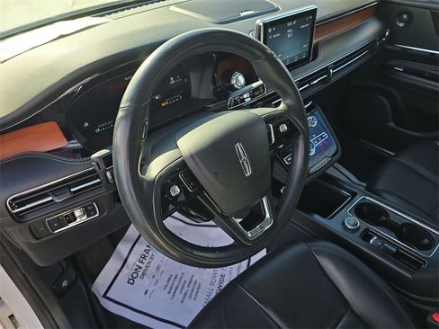 Used 2021 Lincoln Corsair Reserve w/ Equipment Group 201A image 18