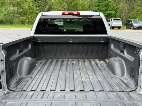 Used 2017 GMC Sierra 1500 SLT w/ SLT Premium Package AWD/4WD image 39