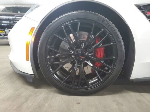 Used 2018 Chevrolet Corvette Z06 image 6