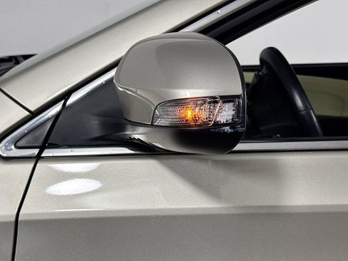 Used 2013 Toyota Avalon Limited image 20