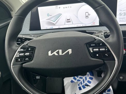 Used 2024 Kia EV6 Light RWD image 19