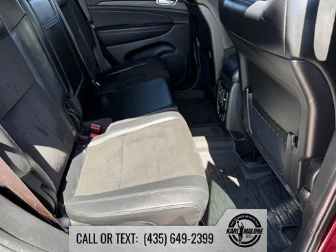 Used 2021 Jeep Grand Cherokee Laredo X AWD/4WD image 35