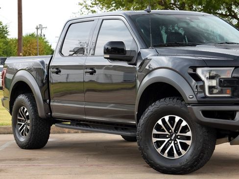 Used 2020 Ford F150 Raptor w/ Equipment Group 802A Luxury AWD/4WD image 9