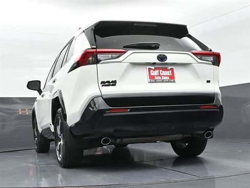 Used 2024 Toyota RAV4 SE w/ Weather & Moonroof Package AWD/4WD image 35