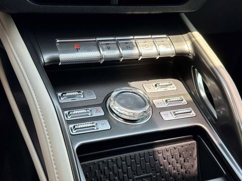 New 2025 Lincoln Nautilus Premier w/ Equipment Group 102A image 34