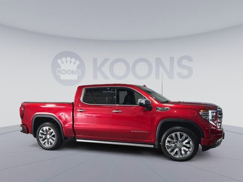 Used 2022 GMC Sierra 1500 Denali w/ Denali Reserve Package image 2