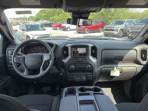 New 2026 Chevrolet Silverado 1500 Custom Trail Boss AWD/4WD image 11