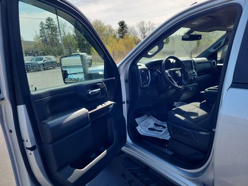 Used 2022 Chevrolet Silverado 2500 LT w/ Convenience Package AWD/4WD image 10