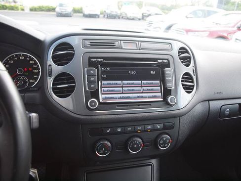 Used 2013 Volkswagen Tiguan S AWD/4WD image 10