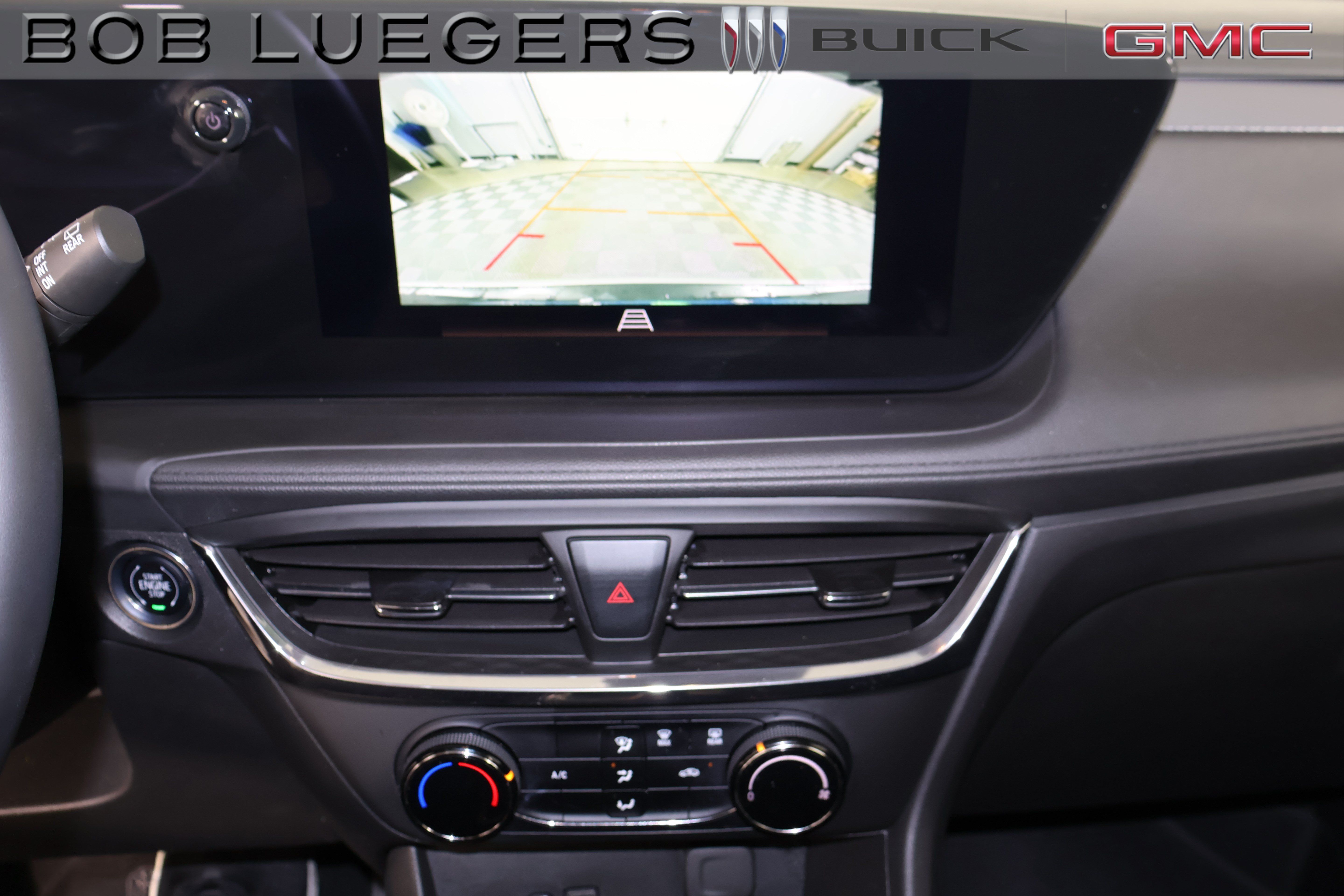 Certified 2026 Buick Encore GX Preferred FWD image 21