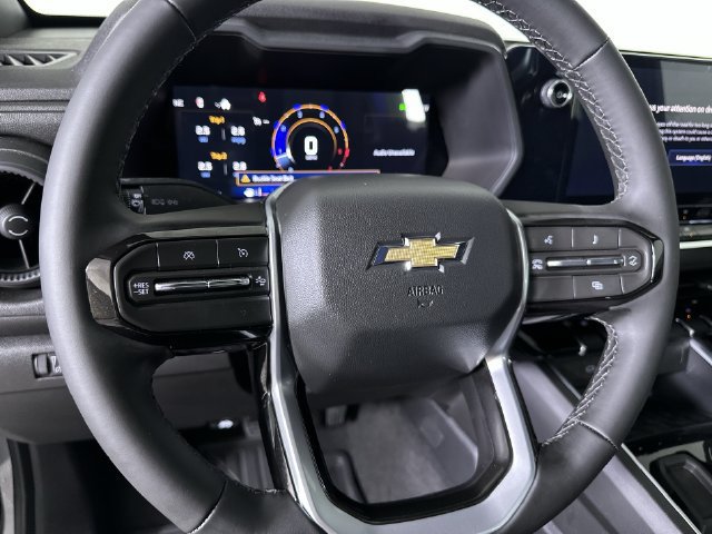 Used 2026 Chevrolet Colorado W/T RWD image 12