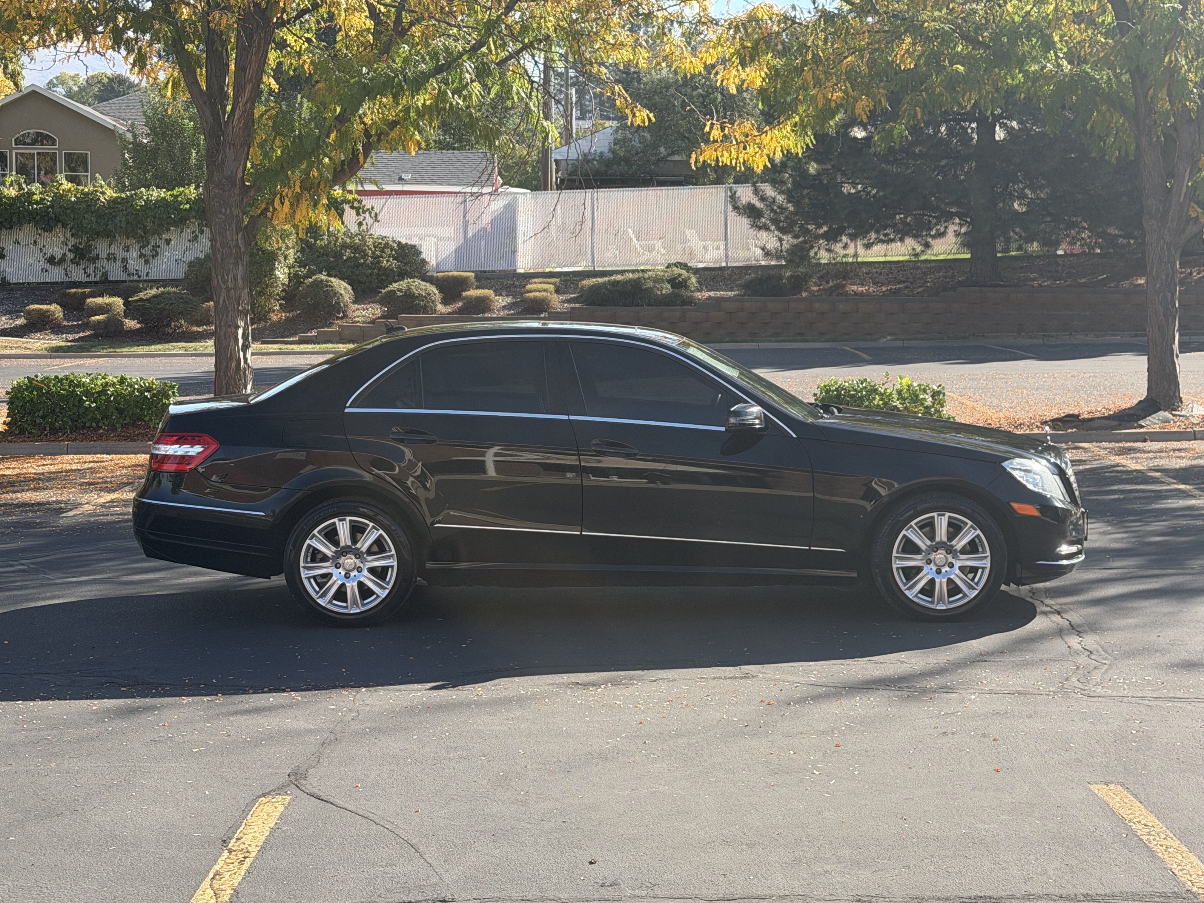 Used 2013 Mercedes-Benz E 350 BlueTEC Sedan image 7