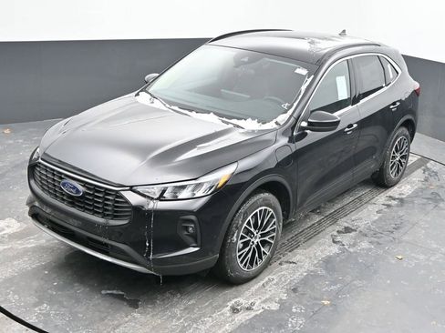 New 2026 Ford Escape SE image 37