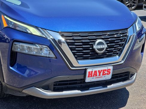 Used 2023 Nissan Rogue SL w/ SL Premium Package FWD image 6