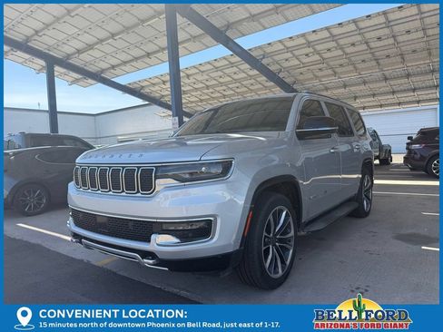 Used 2024 Jeep Wagoneer Series II w/ Premium Group I AWD/4WD image 2