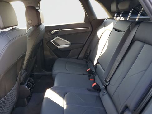 New 2025 Audi Q3 2.0T Premium image 15