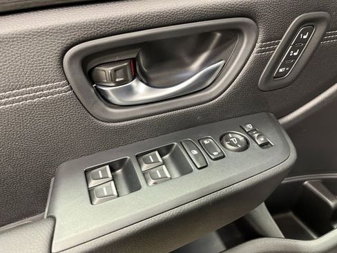 New 2026 Honda Pilot Touring image 16