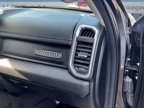 Used 2022 RAM 1500 Laramie AWD/4WD image 25