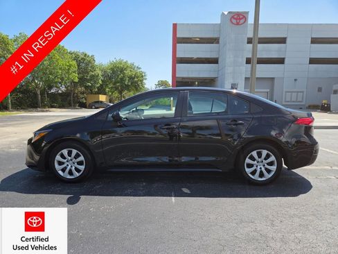 Certified 2025 Toyota Corolla LE FWD image 8