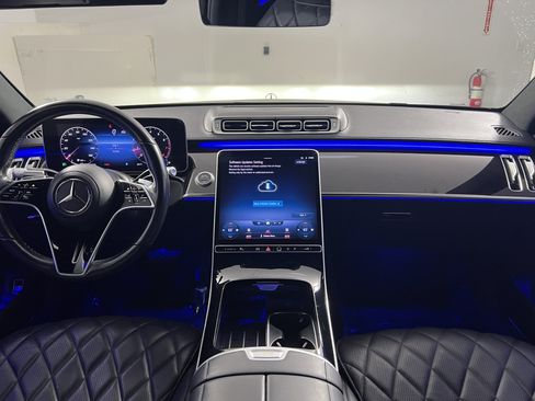 Certified 2022 Mercedes-Benz S 580 4MATIC Sedan image 11