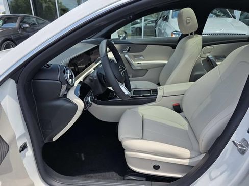 Used 2025 Mercedes-Benz CLA 250 image 19