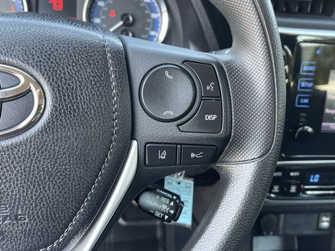 Used 2019 Toyota Corolla LE FWD image 22
