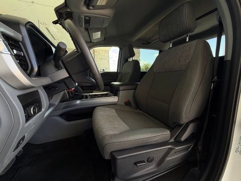 Used 2024 Ford F250 XLT w/ FX4 Off-Road Package AWD/4WD image 6