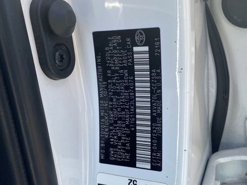 Used 2020 Toyota Camry SE FWD image 30