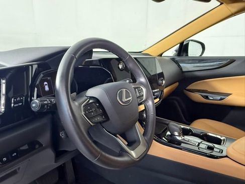 Certified 2025 Lexus NX 250 FWD w/ Towing Package (2000 Lbs) image 21
