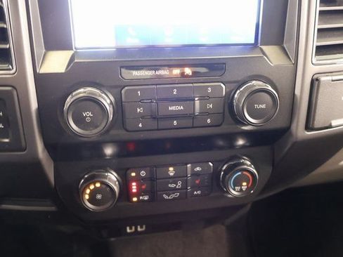 Used 2020 Ford F150 XLT w/ Equipment Group 302A Luxury AWD/4WD image 22