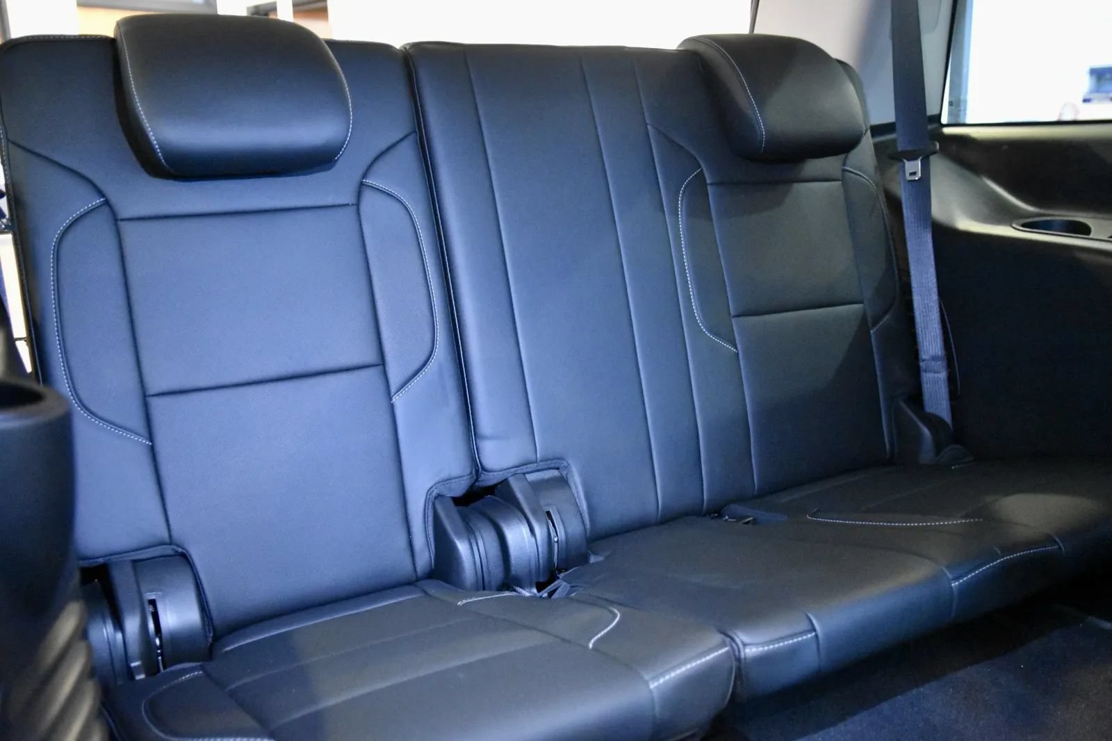 Used 2019 Chevrolet Tahoe Premier AWD/4WD image 28