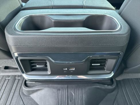 New 2026 GMC Sierra 1500 SLT w/ SLT Convenience Package image 16