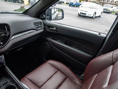Used 2025 Dodge Durango R/T AWD/4WD image 9