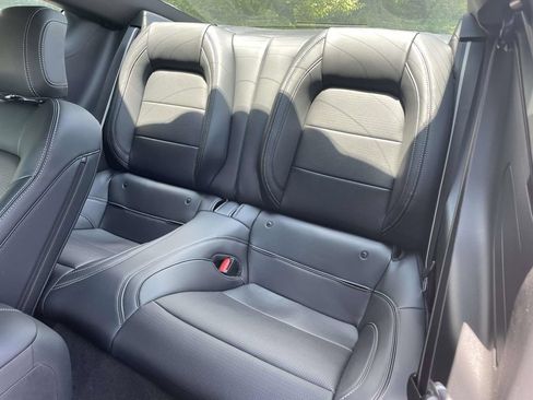 Used 2025 Ford Mustang GT Premium RWD image 14